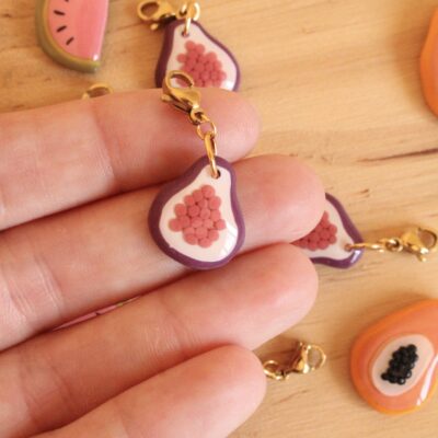 Charm higo collar